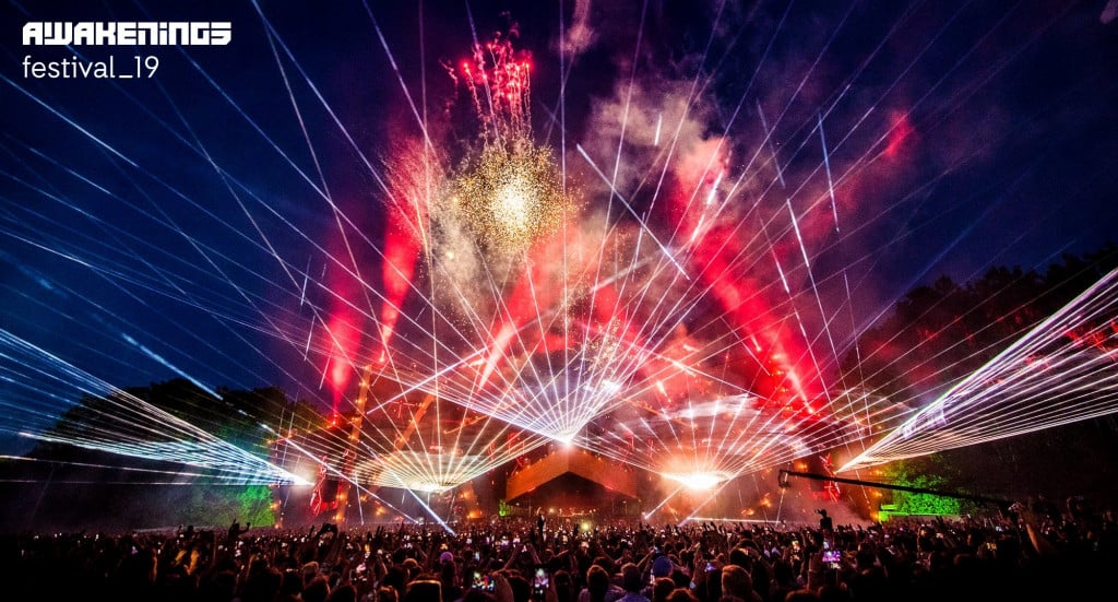 Why Awakenings Festival? Read it here! Maximal Trips